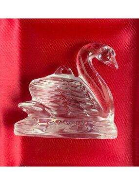 Waterford Crystal 12 Days Of Christmas 2001 Seven Swans Ornament With Box Pouch
